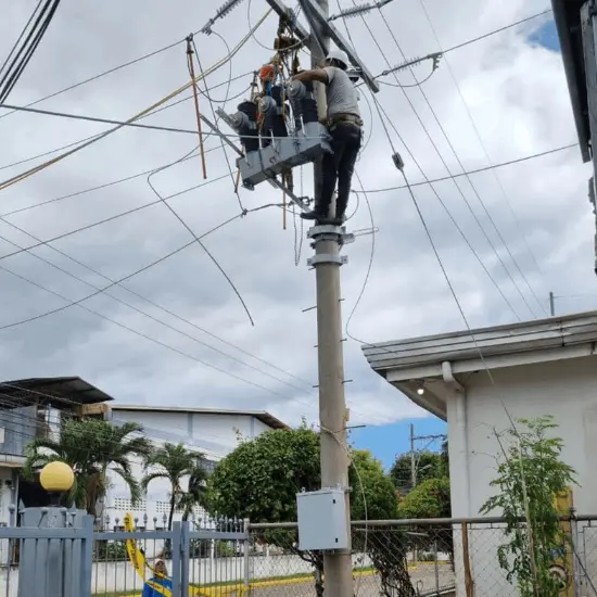 Recloser Controllers Communication Upgrade: Enhanced Protocol Compatibility and Stability for Faster Grid "Self-Healing"
