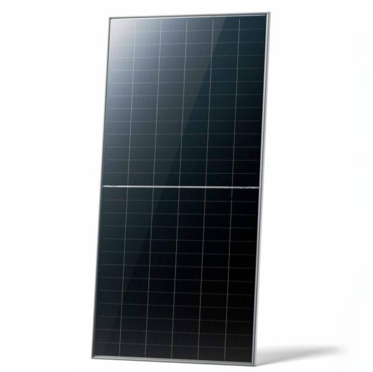 580-605 Watt mono-facial module with Tunnel Oxide Passivating Contacts (TOPcon) technology
