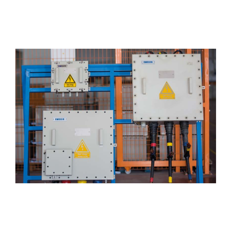 Grounding connection box for medium and high voltage (up to 500kV)