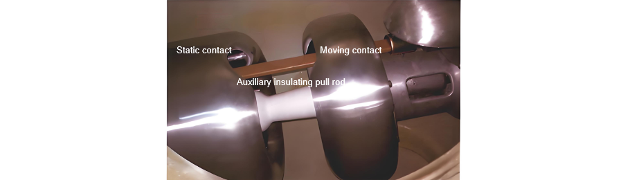 500kV SF₆ tank circuit breaker insulation pull rod discharge fault cause analysis and treatment
