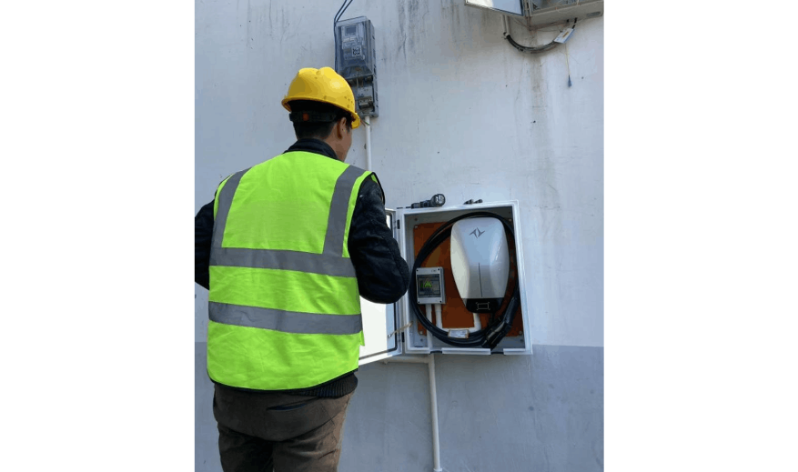 DC Charging Pile Enclosure Electrification Fault Inspection