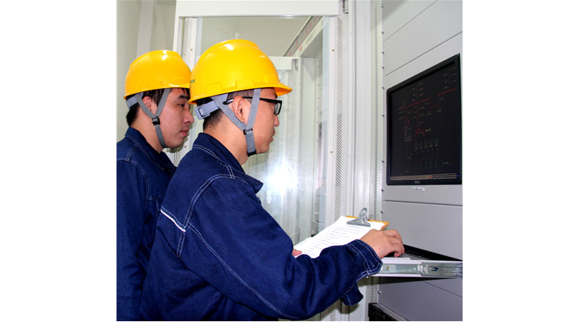Research on Power Quality Issues and Control Technologies at Distribution Transformer Terminals in PV Charging Stations