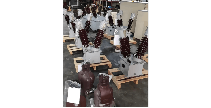 What should be noted when selecting and installing outdoor current transformers?