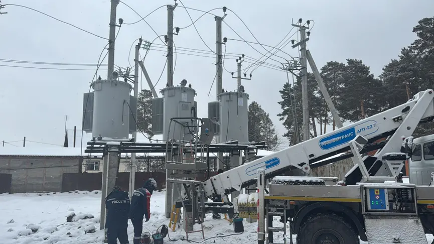 Vziman RVR Pole Mounted Voltage Regulators Boost Russia Rural Grid Modernization