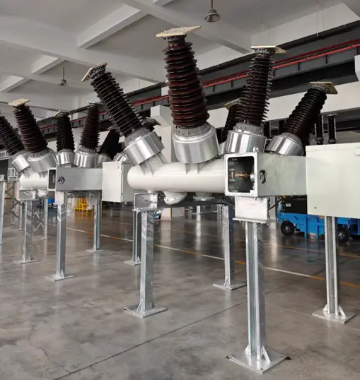 Three-phase AC Dead tank type SF6 circuit breaker Factory Actual Product Photos